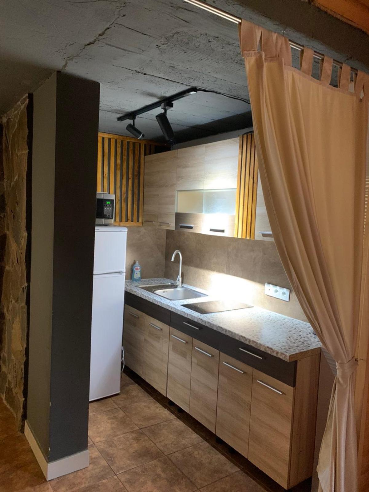 Mishelter Villa Migovo Bagian luar foto